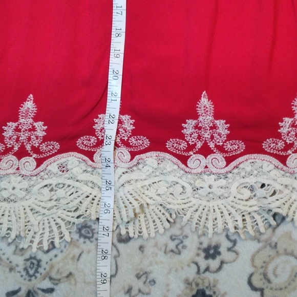 Women's Red shirt with lace, brand est.1946 - Picture 6 of 8